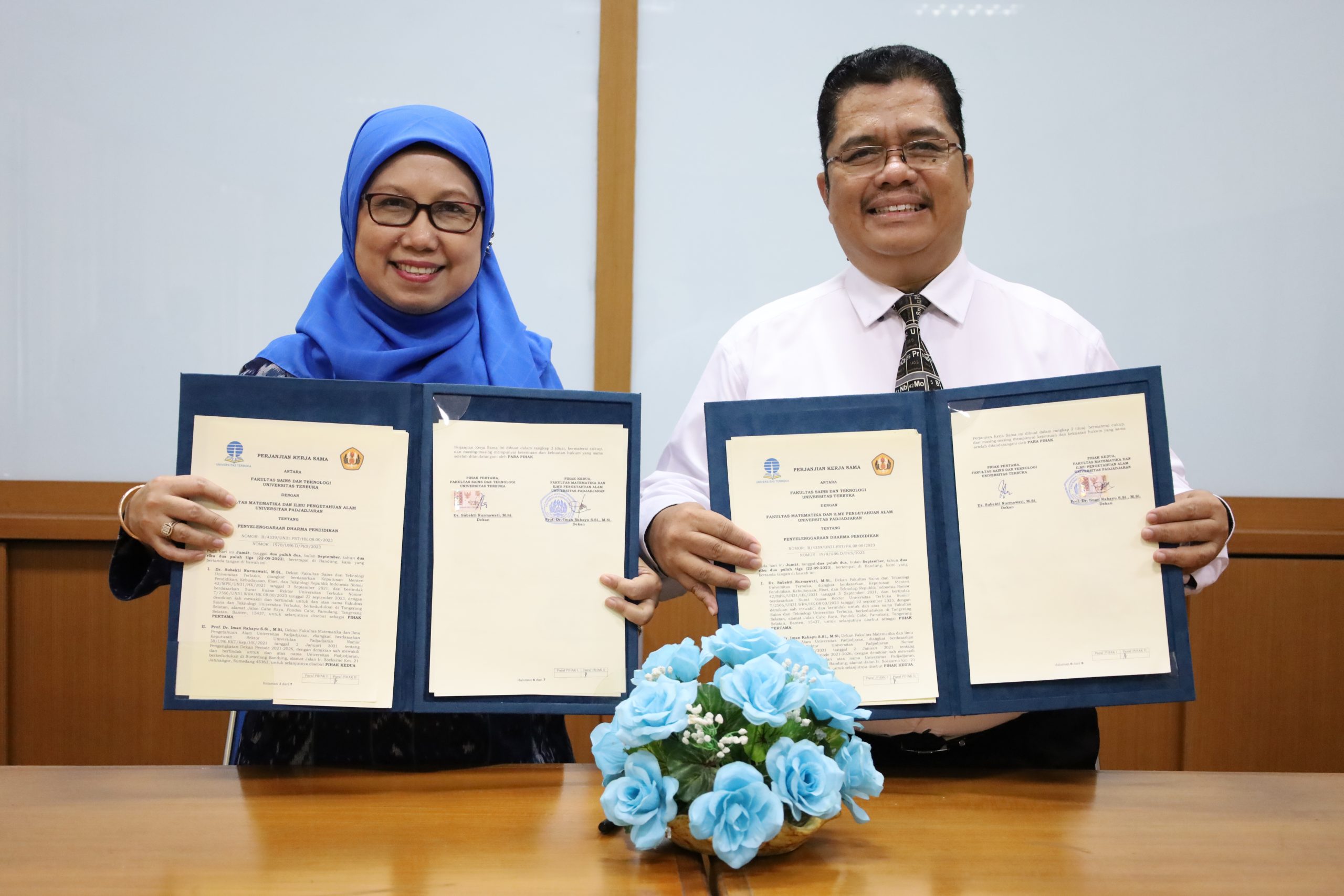 Penandatanganan Perjanjian Kerjasama Fakultas Sains Dan Teknologi