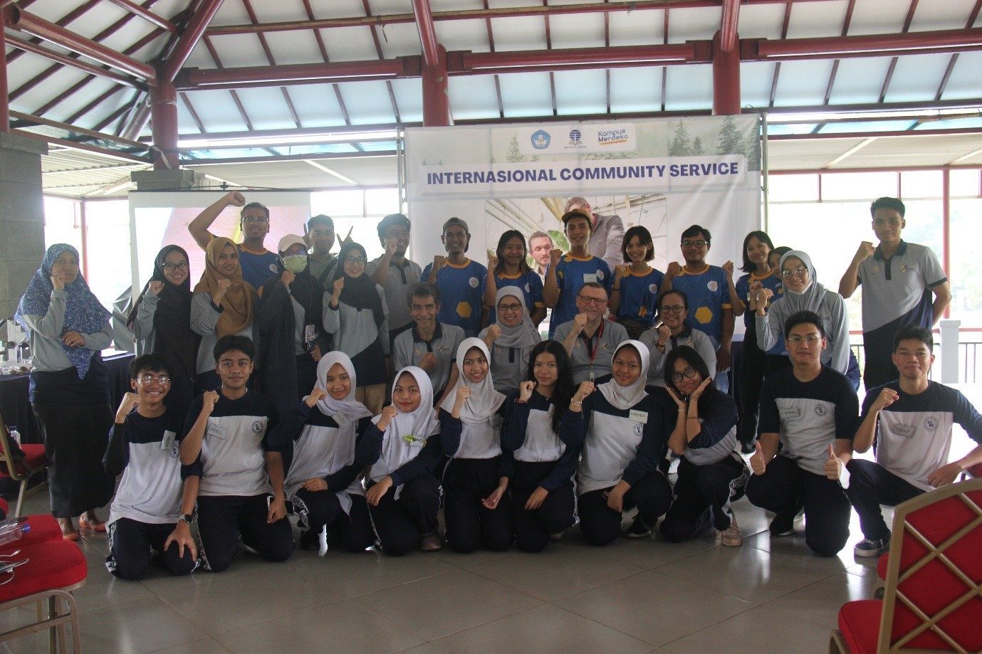 PkM Internasional 8