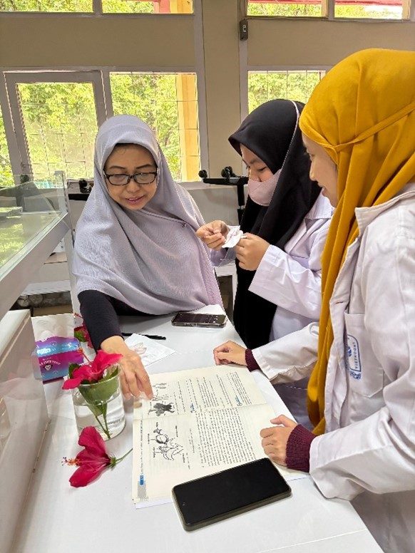 Fakultas Sains dan Teknologi Universitas Terbuka Tinjau Praktikum Mahasiswa Program Studi Biologi dan Evaluasi Kerja Sama di Universitas Lampung