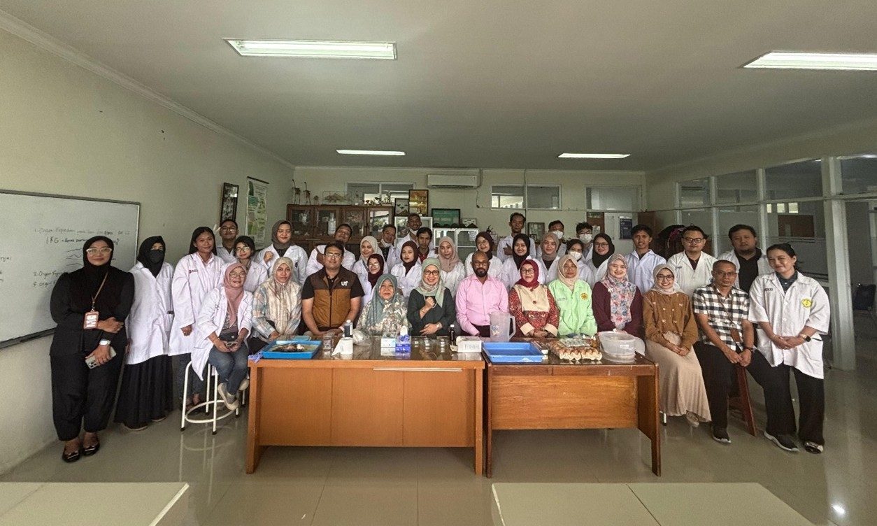 Foto Bersama di Unpak