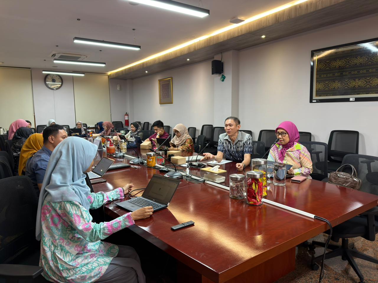 Sesi Diskusi Interaktif