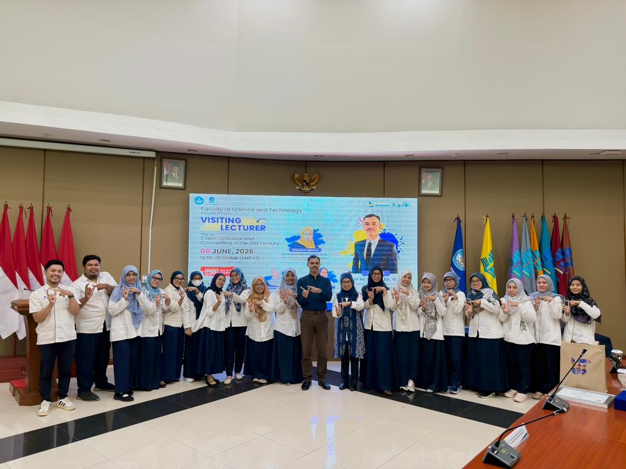 Foto Bersama Visiting Lecturer