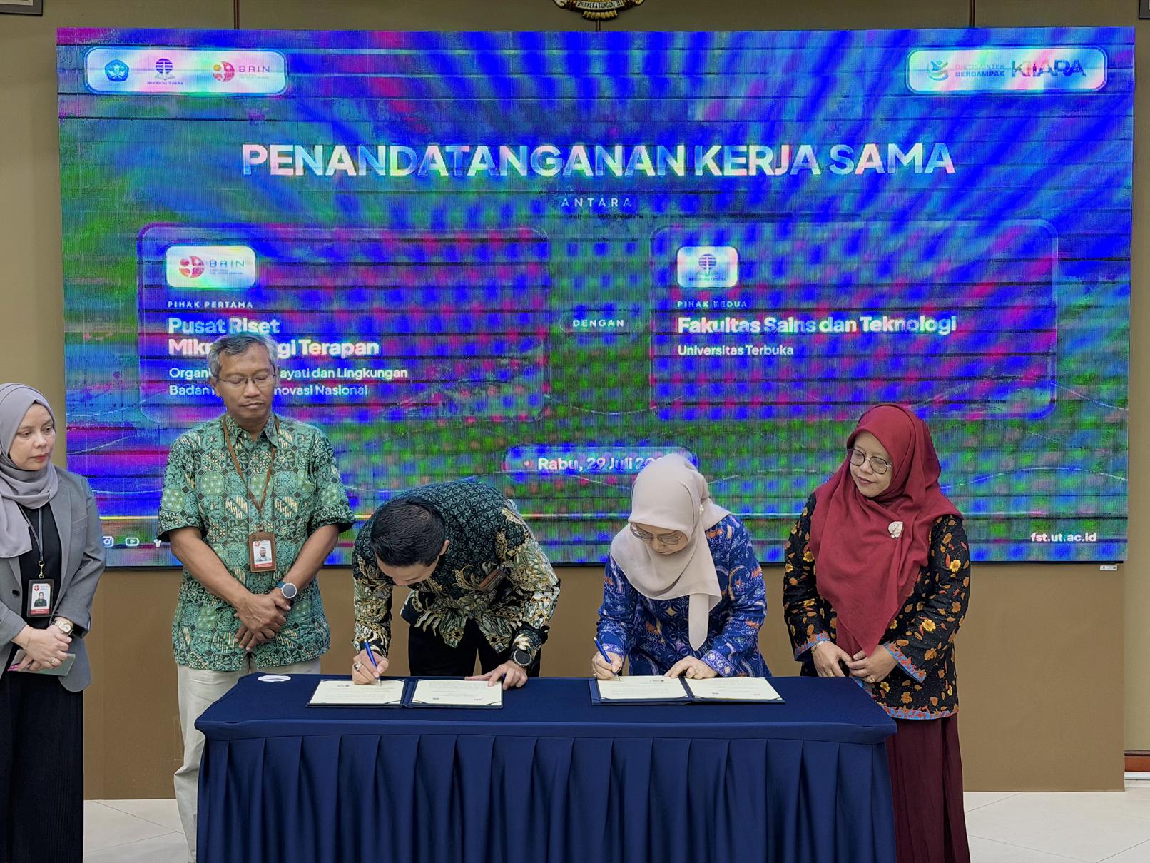 Penandatanganan PKS BRIN-FST